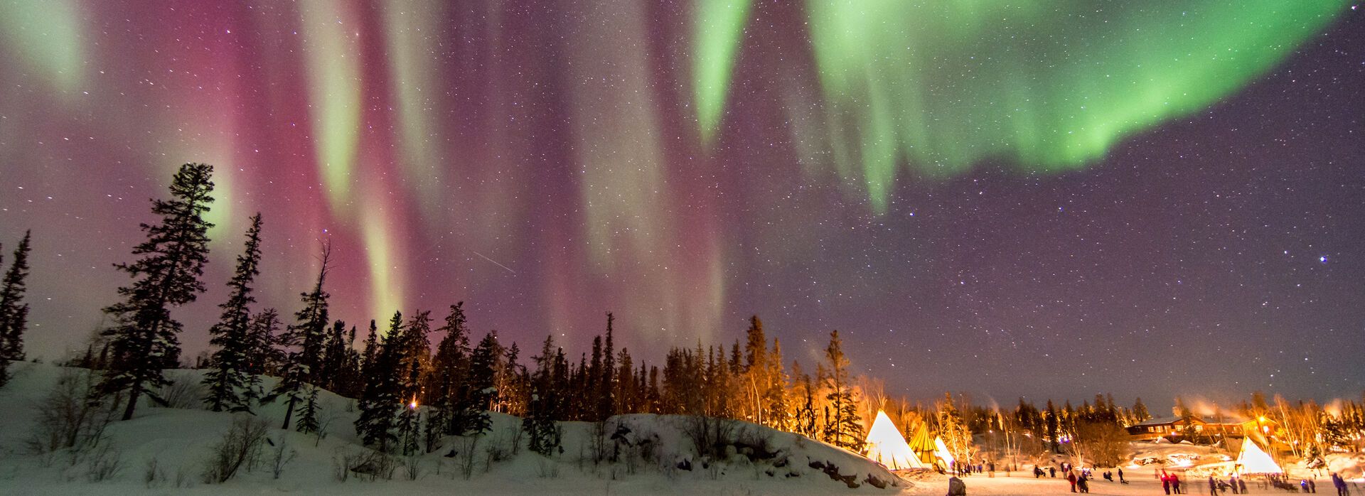 Hero Yellowknife GettyImages 466058526 3300x12000